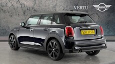 MINI Hatchback 1.5 Cooper Exclusive 5dr Auto Petrol Hatchback